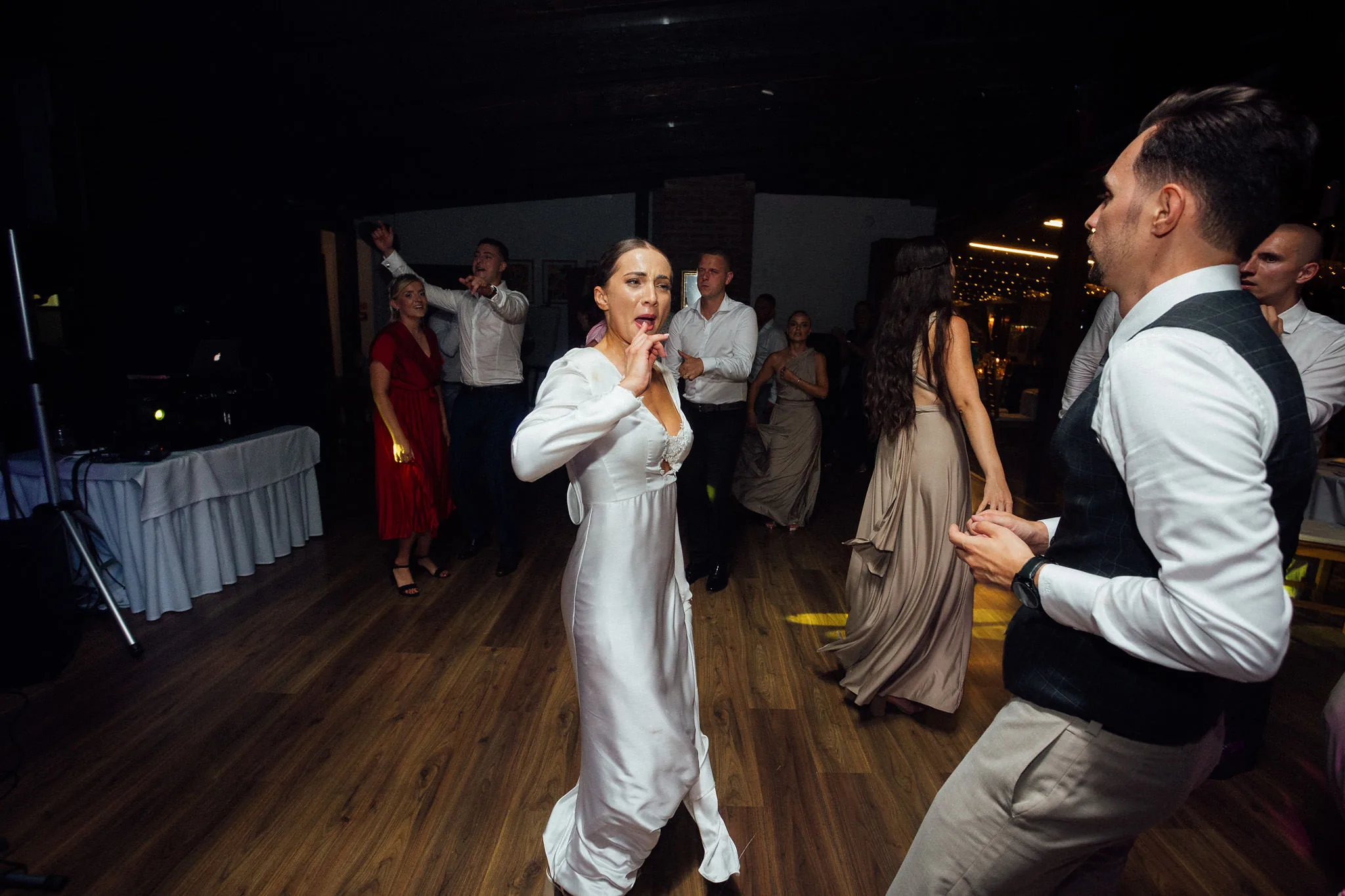 Jana a Adrian – svadobný príbeh, fotografia 53